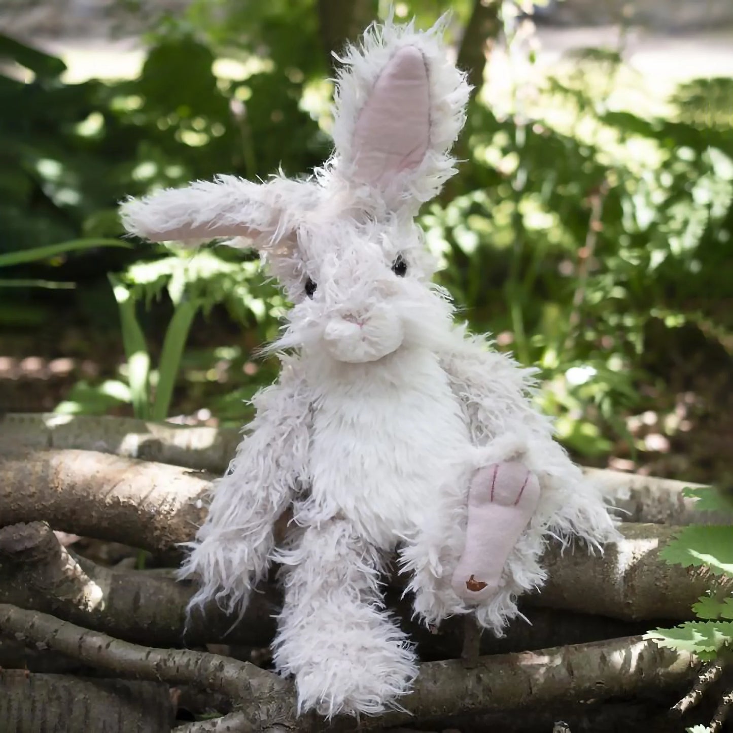 ‘Rowan’ cute Wrendale Designs plush bunny