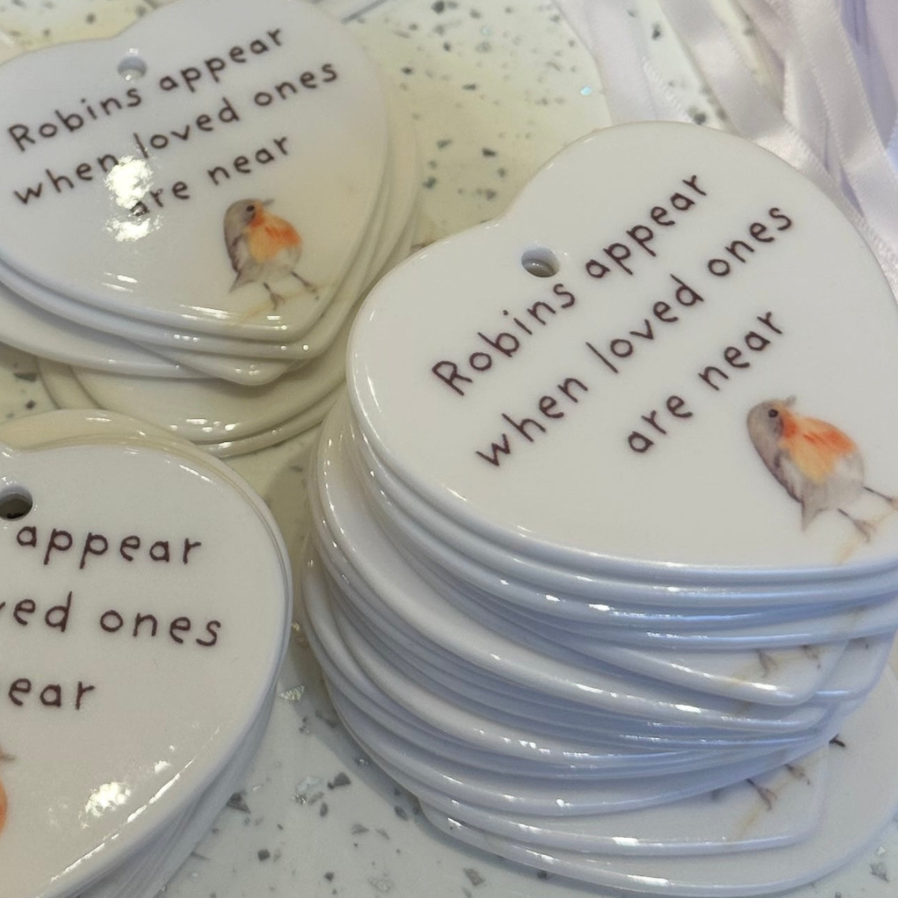 Robins appear when loved ones are near Ceramic hanging ornament