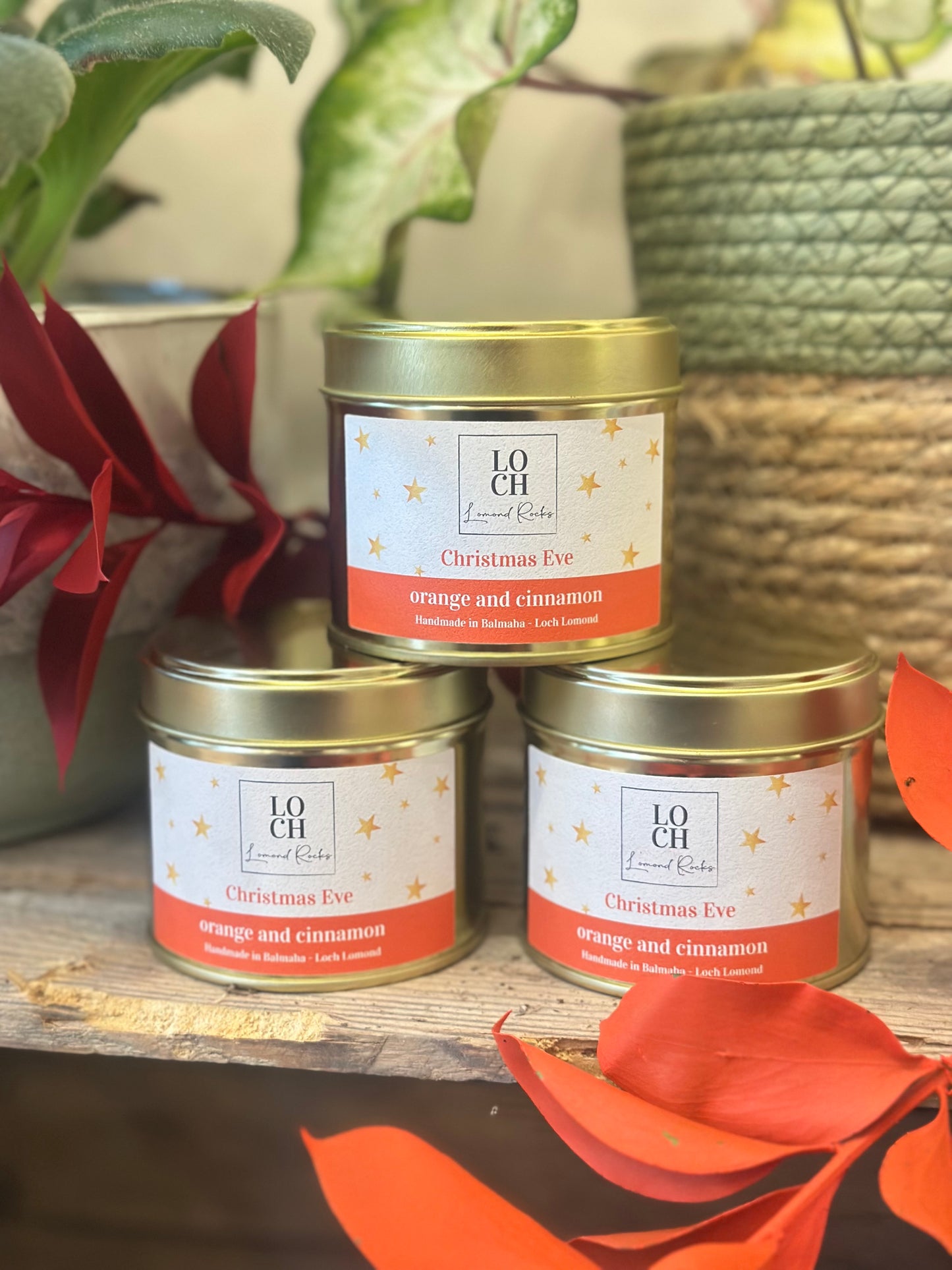 Orange and Cinnamon ‘Christmas Eve’ Loch Lomond Rocks candle